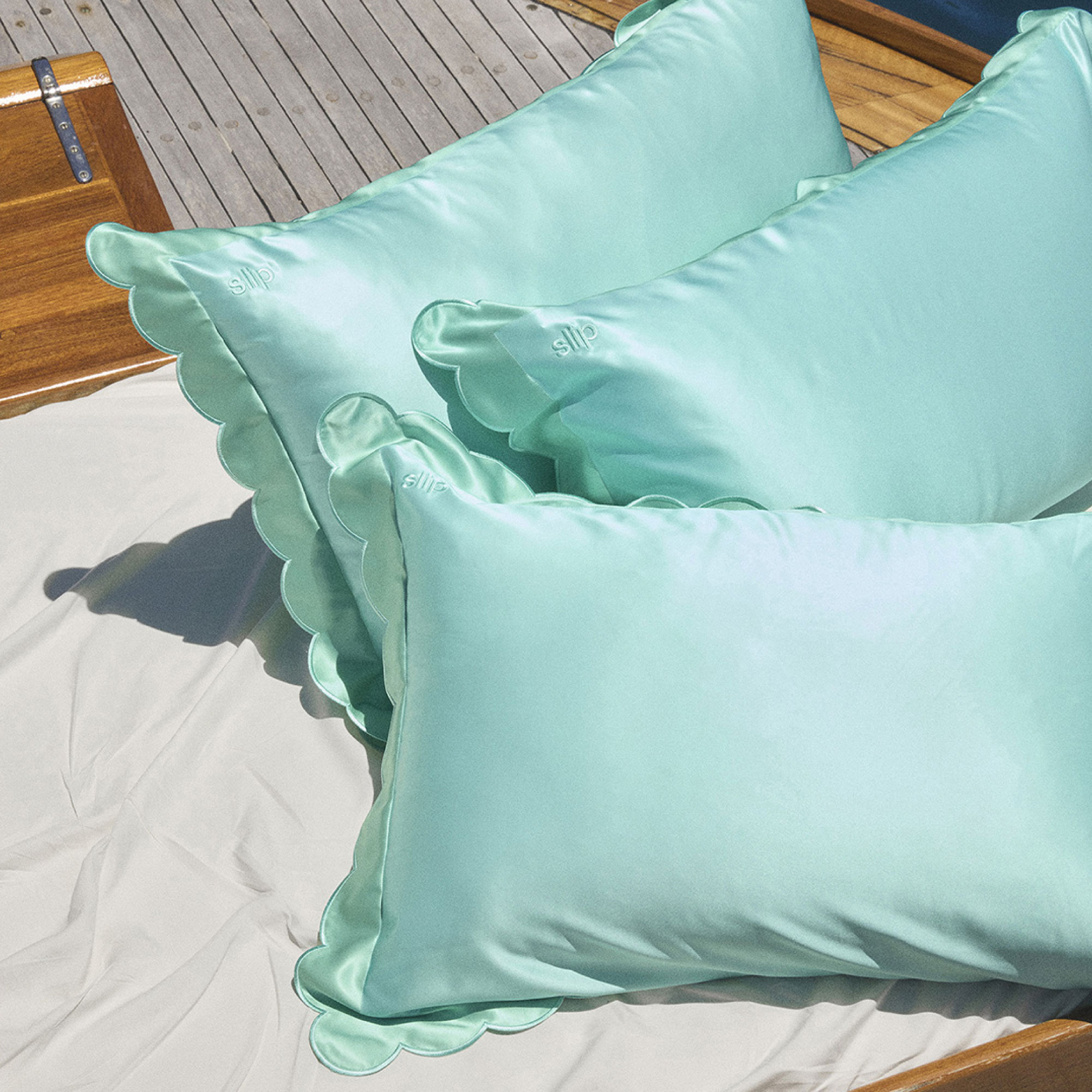 /storage/gallery/product/155/9.Turquoise-Queen-4.jpg
