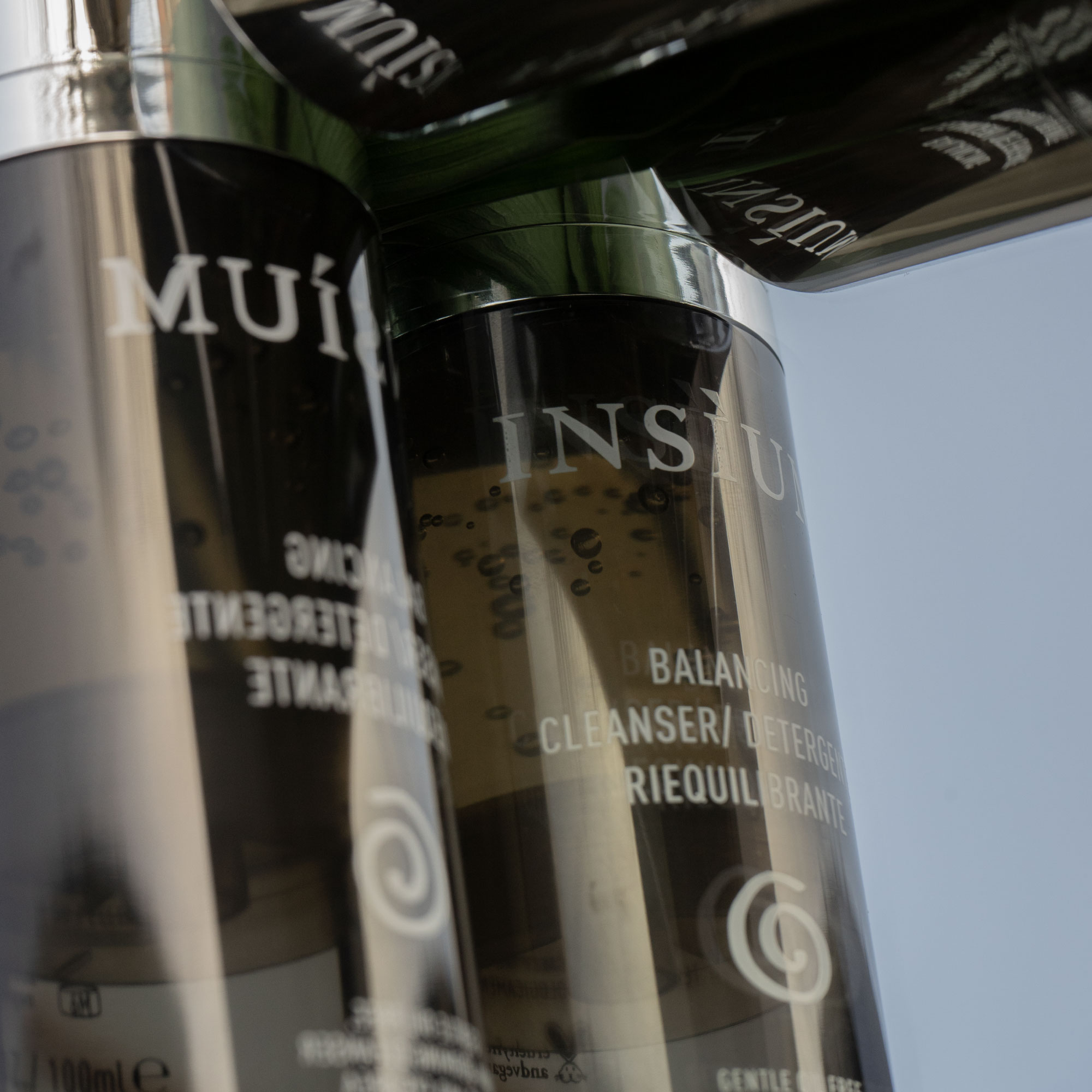 /storage/gallery/product/297/1.balancing-cleanser-3.jpg