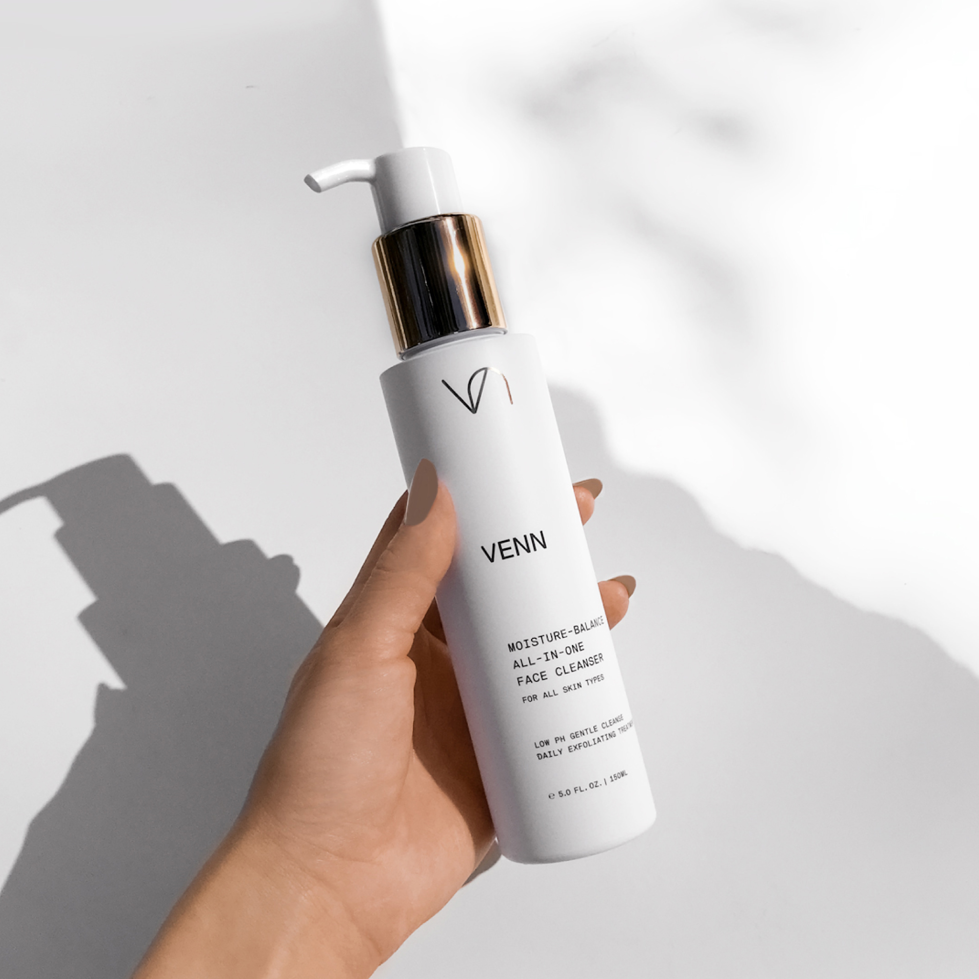 /storage/gallery/product/34/13.Cleanser-3.jpg